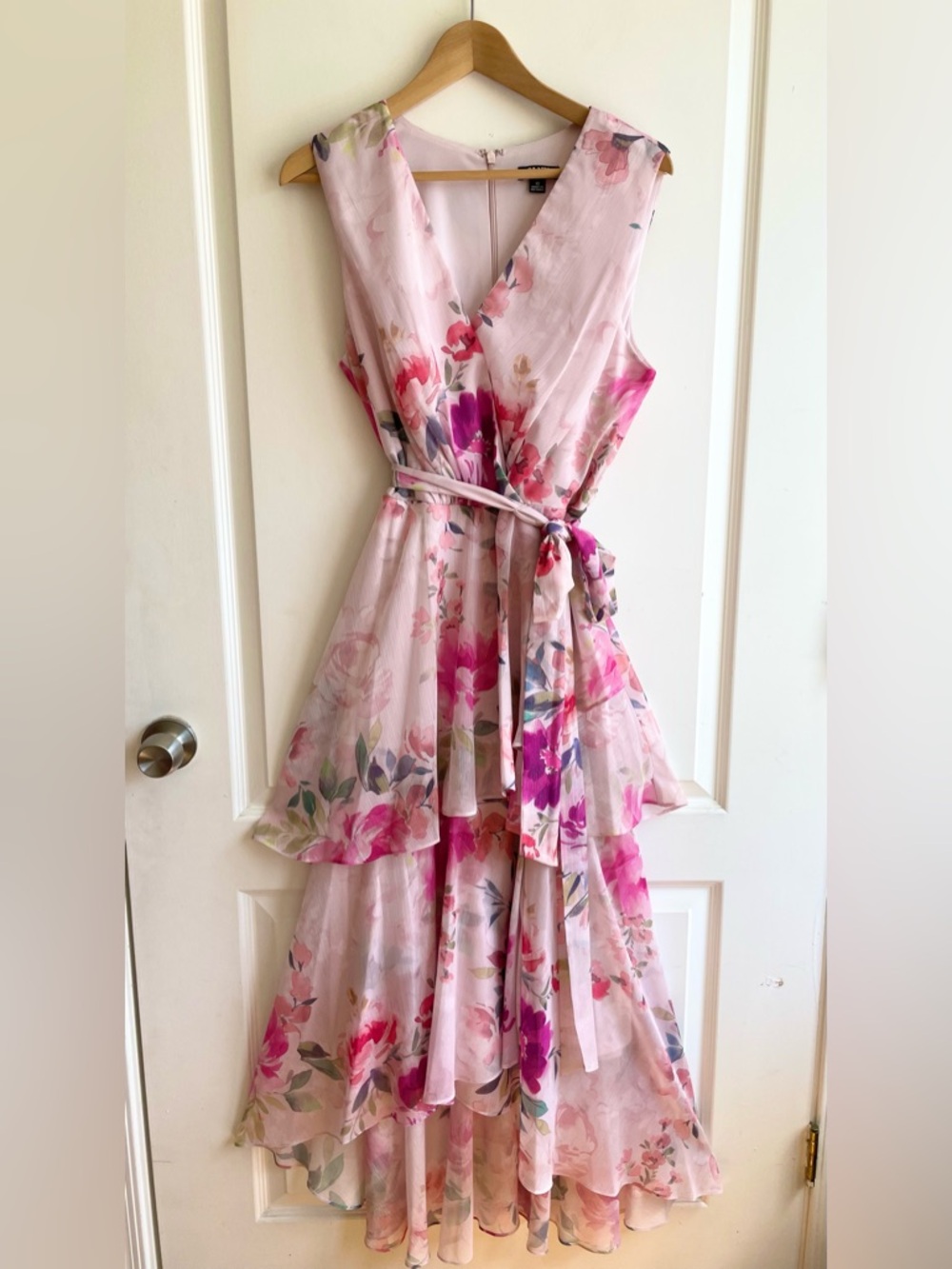 SLNY Women’s Pink Watercolor Floral Flutter Maxi Dress Waist Tie Size 12 Fairy